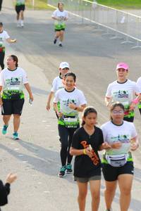 BIB: 438
                            <button type="button" onclick="openModal(3554547)" class="btn btn-primary btn-sm float-right btn-popup" data-toggle="modal" data-target=".modal-high-quality">
                        <i class="fas fa-shopping-cart"></i> Add to Cart
                    </button>
                                            <button type="button" onclick="isThisMe(3554547, true)" class="btn btn-success btn-sm float-right btn-popup btn-isme hidden" data-toggle="tooltip" data-placement="bottom" title="นี่คือรูปของคุณใช่ไหม คลิกที่นี่เพื่อเอาเข้าอัลบั้ม">
                        <i class="fas fa-plus"></i> Add to album
                    </button>
                    <button type="button" onclick="isThisMe(3554547, false)" class="btn btn-warning btn-sm float-right btn-popup btn-isnotme hidden">
                        <i class="fas fa-ban"></i> Remove from album
                    </button>